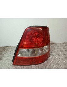 Recambio de piloto trasero derecho para kia sorento 2.5 crdi cat referencia OEM IAM    2