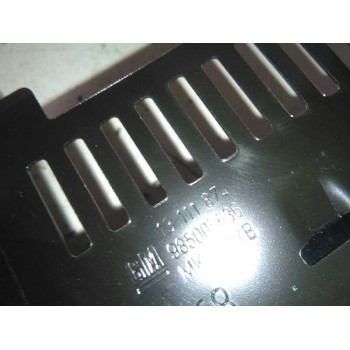 Recambio de consola central para opel zafira b enjoy plus referencia OEM IAM 13162556 13162544 FRONTIS RADIO