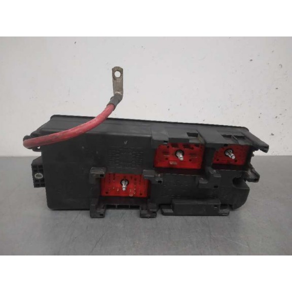 Recambio de caja reles / fusibles para mercedes-benz clase e (w210) berlina 240 (210.061) referencia OEM IAM 13144708  