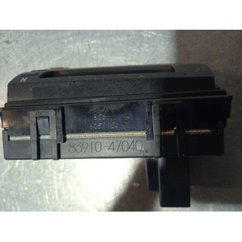 Recambio de display para toyota prius (nhw20) basis referencia OEM IAM 8391047040  8391047040