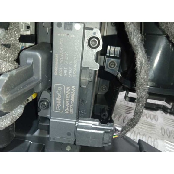 Recambio de consola central para ford focus turn. trend referencia OEM IAM F1EBA045A06E  
