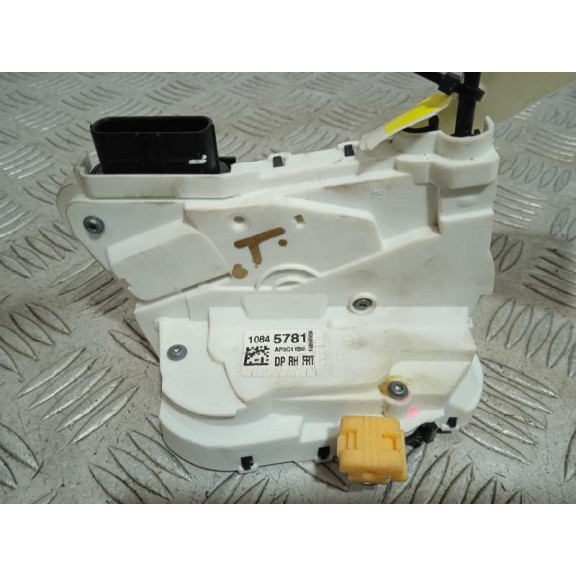 Recambio de cerradura puerta delantera derecha para mg zs luxury referencia OEM IAM 10845781  4 PINS