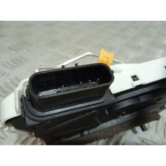 Recambio de cerradura puerta trasera izquierda para mg zs luxury referencia OEM IAM 10845782  4 PINS