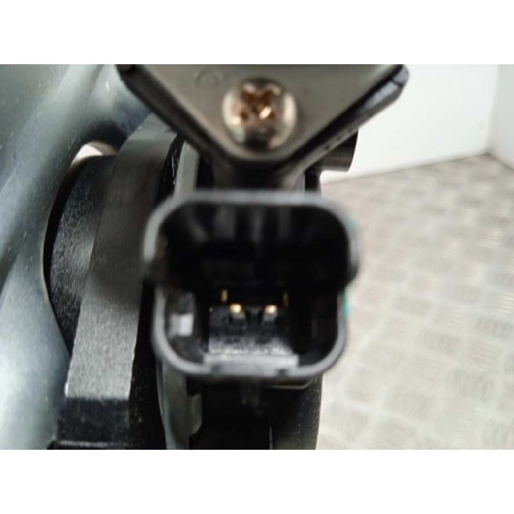 Recambio de elevalunas trasero izquierdo para mg zs luxury referencia OEM IAM 10233937 GD558LG3623 2 PINS