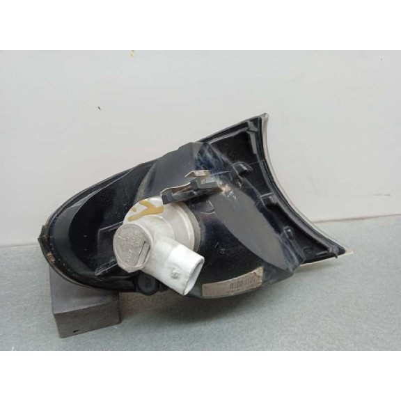 Recambio de piloto delantero izquierdo para bmw serie 3 berlina (e46) 320d referencia OEM IAM 7165847 AMBAR 2º