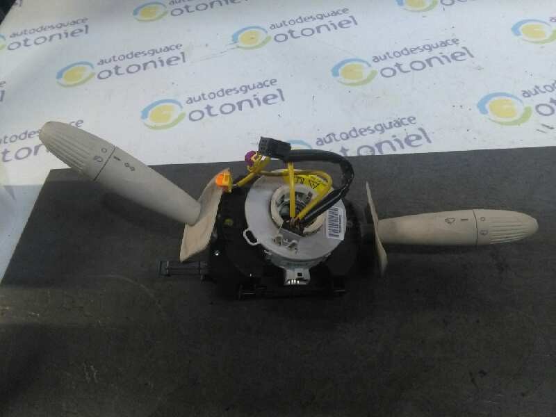 Recambio de mando multifuncion para fiat nuova 500 (150) blackjack referencia OEM IAM 07354724640  