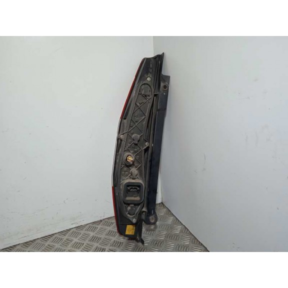 Recambio de piloto trasero derecho para fiat doblo cargo (223) 1.9 jtd cat referencia OEM IAM 40600748  