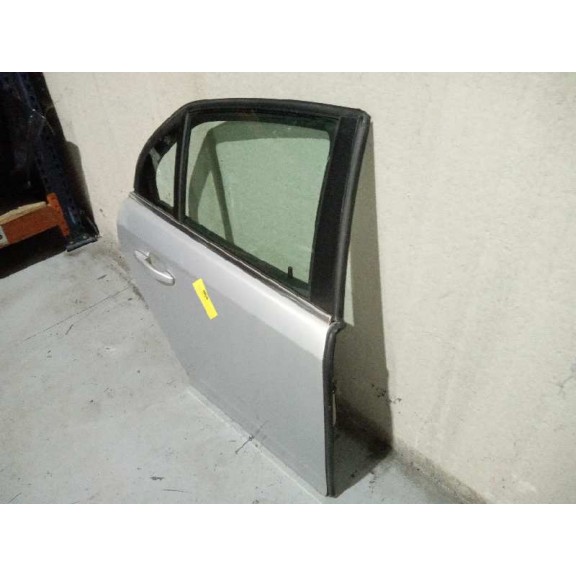 Recambio de puerta trasera derecha para cadillac bls business referencia OEM IAM   