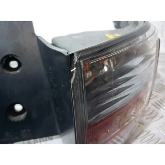 Recambio de piloto trasero derecho para lexus ct 200h referencia OEM IAM  ROTURA PEQUEÑA EN ESQUINA INTERIOR 