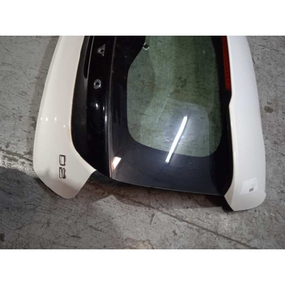 Recambio de porton trasero para volvo v40 2.0 diesel cat referencia OEM IAM   