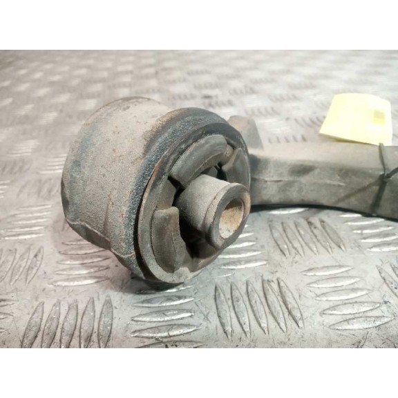 Recambio de brazo suspension inferior delantero derecho para jeep cherokee limited referencia OEM IAM 52109992AB  