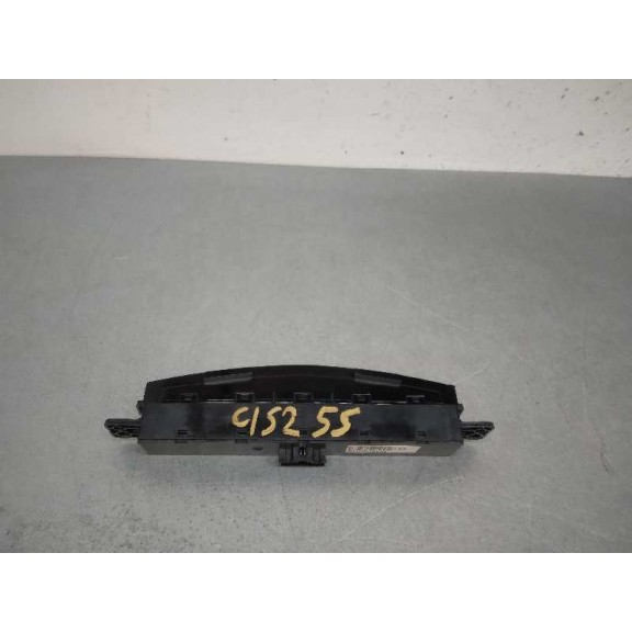Recambio de warning para ssangyong tivoli limited 4x2 referencia OEM IAM 8520035000  