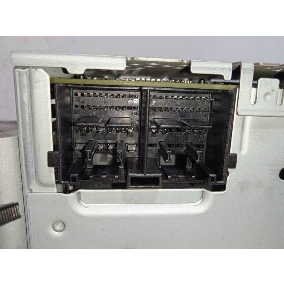 Recambio de sistema audio / radio cd para ford focus st-line referencia OEM IAM JX7118K810UF CAJA AUDIO 