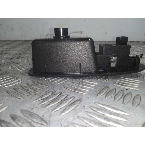 Recambio de mando elevalunas trasero izquierdo para fiat 500 l (330) basic referencia OEM IAM 735521261  