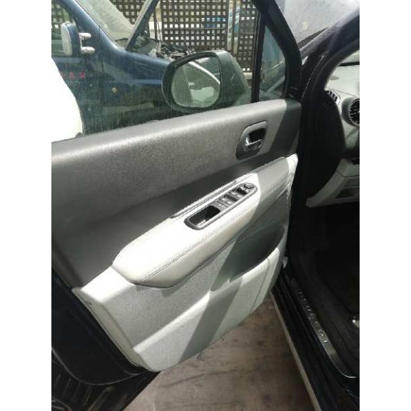 Recambio de guarnecido puerta delantera izquierda para peugeot 3008 allure referencia OEM IAM  CUERO NO INCLUYE BOTONERA