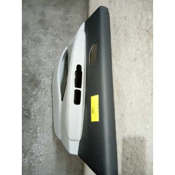 Recambio de guarnecido puerta delantera derecha para peugeot 3008 allure referencia OEM IAM  CUERO 