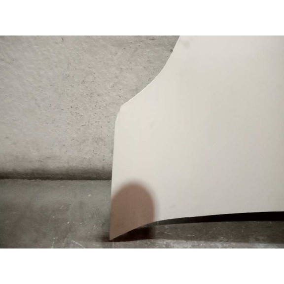 Recambio de capot para opel combo d edition l1h1 referencia OEM IAM  PUNTA DOBLADA REPARAR