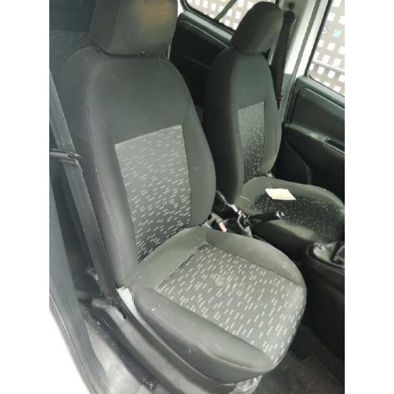 Recambio de asiento delantero derecho para opel combo d edition l1h1 referencia OEM IAM   