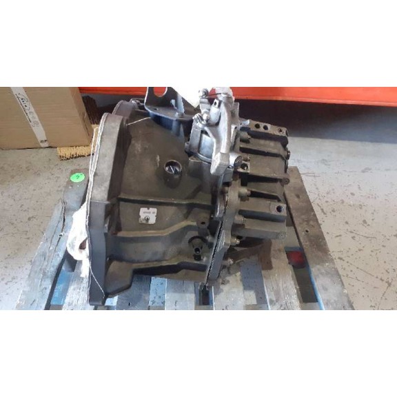Recambio de caja casco para fiat ducato caravana referencia OEM IAM 55234830  