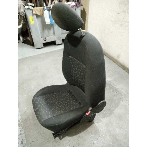 Recambio de asiento delantero derecho para opel combo d edition l1h1 referencia OEM IAM   