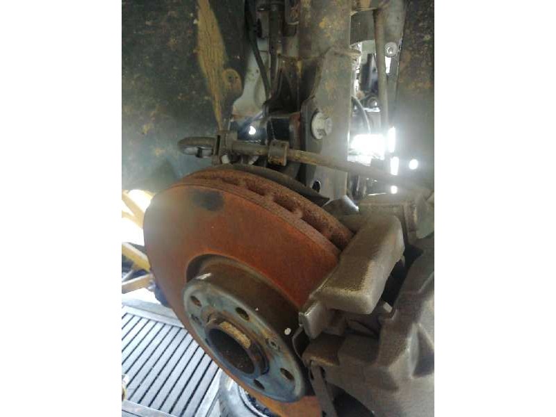 Recambio de mangueta delantera derecha para peugeot 5008 gt referencia OEM IAM   