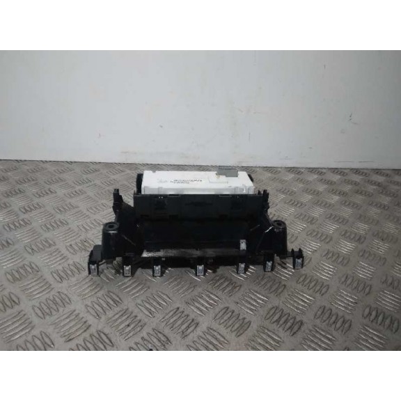 Recambio de pantalla multifuncion para renault laguna grandtour iii 2.0 dci diesel cat referencia OEM IAM 280340616R  