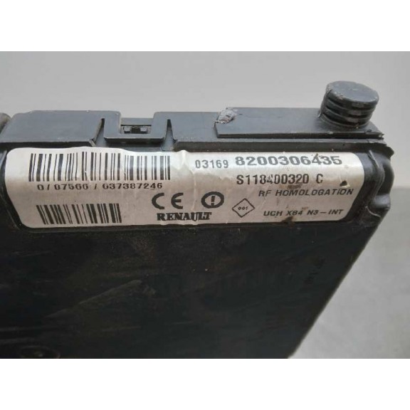 Recambio de centralita bsi para renault megane ii classic berlina 1.9 dci diesel referencia OEM IAM 8200306435  