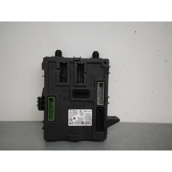 Recambio de caja reles / fusibles para renault megane iv berlina 5p experience referencia OEM IAM 284B14565R  