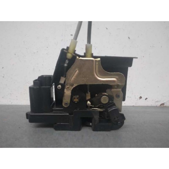 Recambio de cerradura puerta trasera izquierda para ssangyong actyon 200 xdi referencia OEM IAM   5 PINS