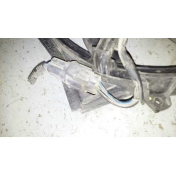 Recambio de electroventilador para mitsubishi space star (dg0) 1900 di-d avance referencia OEM IAM M899009 M882398 M882400