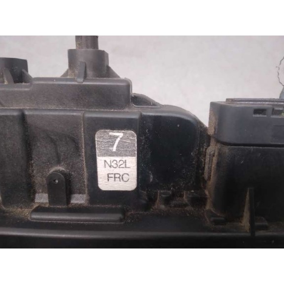 Recambio de cerradura puerta delantera derecha para nissan qashqai (j10) acenta referencia OEM IAM N32LFRC  2 CABLES