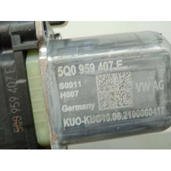 Recambio de motor elevalunas trasero izquierdo para seat ateca (khp) referencia OEM IAM 5Q0959407E 0130822725 5 PINS