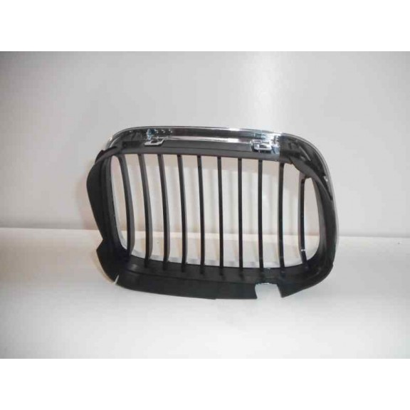 Recambio de rejilla delantera para bmw serie 5 berlina (e39) referencia OEM IAM 511381596230 NUEVO IZQUIERDA