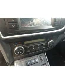 Recambio de mando climatizador para toyota auris hybrid active referencia OEM IAM 5590002360  
