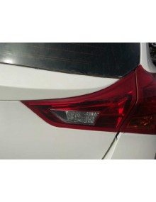 Recambio de piloto trasero derecho interior para toyota auris hybrid active referencia OEM IAM   