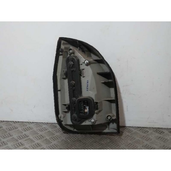 Recambio de piloto trasero derecho para opel zafira a club referencia OEM IAM   