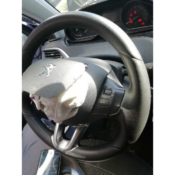 Recambio de volante para peugeot 208 style referencia OEM IAM   