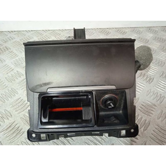 Recambio de cenicero para audi a5 sportback (8t) 2.7 tdi referencia OEM IAM 8K0857951 8K0857951CV10 8K0857951V10