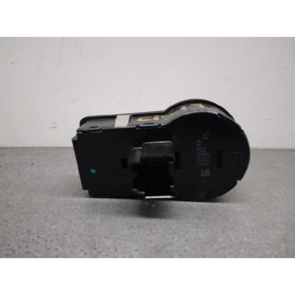 Recambio de mando luces para opel insignia berlina excellence referencia OEM IAM 22901659 SALPICADERO 