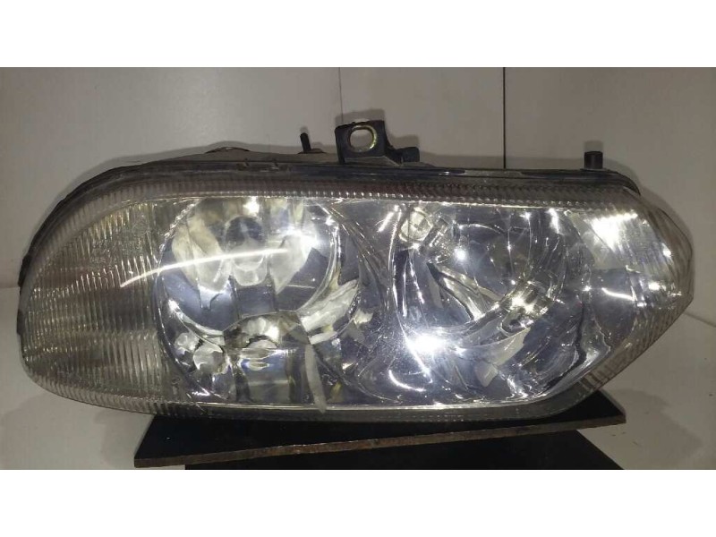 Recambio de faro derecho para alfa romeo 156 (116) 1.9 jtd progression referencia OEM IAM 60620134  