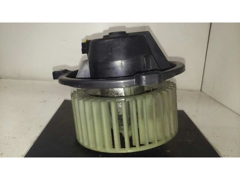 Recambio de motor calefaccion para fiat punto berl. (176) 75 elx referencia OEM IAM B837 MAGNETI MARELLI 