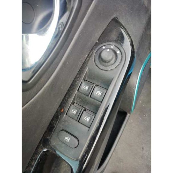 Recambio de mando elevalunas delantero izquierdo para renault captur zen referencia OEM IAM 254113300R 254118722R 254298400R