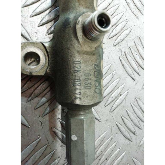 Recambio de rampa inyectora para toyota avensis berlina (t25) referencia OEM IAM 063002K08474  