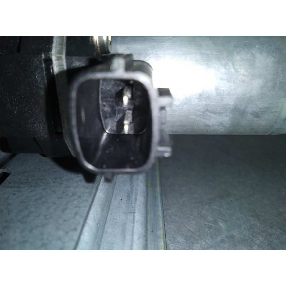 Recambio de elevalunas trasero derecho para renault captur zen referencia OEM IAM 827009380R 2 PIN 