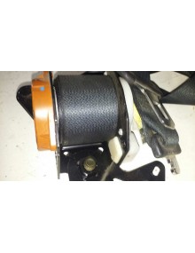 Recambio de cinturon seguridad trasero central para toyota yaris (ncp1/nlp1/scp1) 1.3 referencia OEM IAM    2