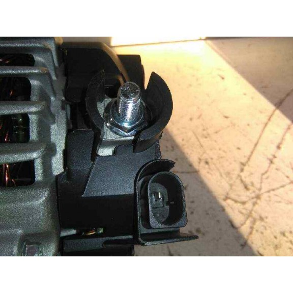 Recambio de alternador para ford c-max (ceu) 1.5 tdci cat referencia OEM IAM AV6N10300DC NUEVO TG12C079 AV6N10300DC