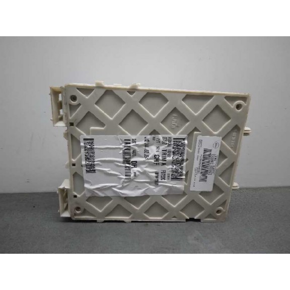 Recambio de caja reles / fusibles para ford focus lim. business referencia OEM IAM GV6T14A073DH  