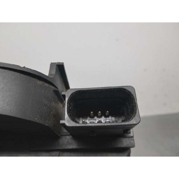 Recambio de cerradura puerta delantera izquierda para opel insignia berlina expression referencia OEM IAM  5 PINES 