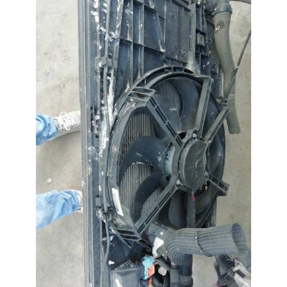 Recambio de electroventilador para citroën c4 picasso referencia OEM IAM 9806313280  