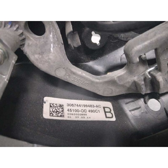 Recambio de volante para toyota yaris active referencia OEM IAM 451000D490C1 CON MANDOS ALGO DESGASTADO